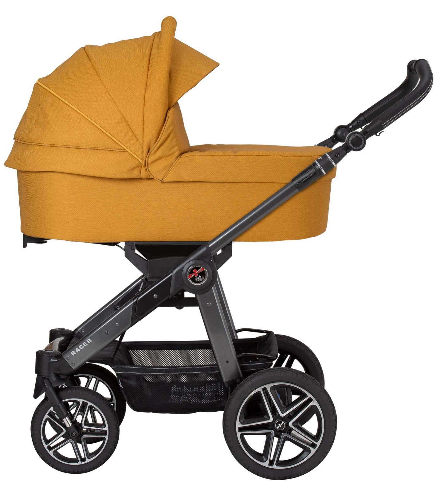 Kinderwagen mit Babywanne