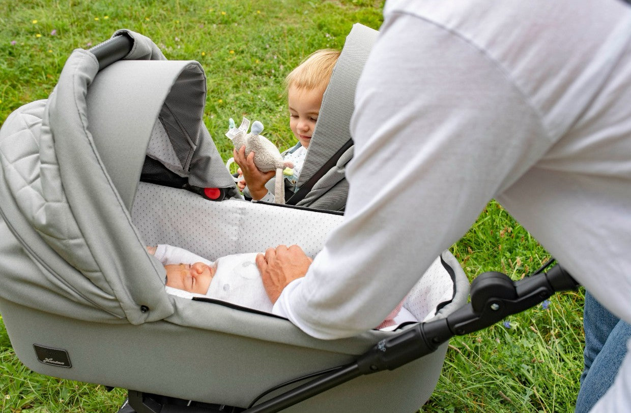 Mit Baby im Urlaub: Tipps für entspanntes Reisen