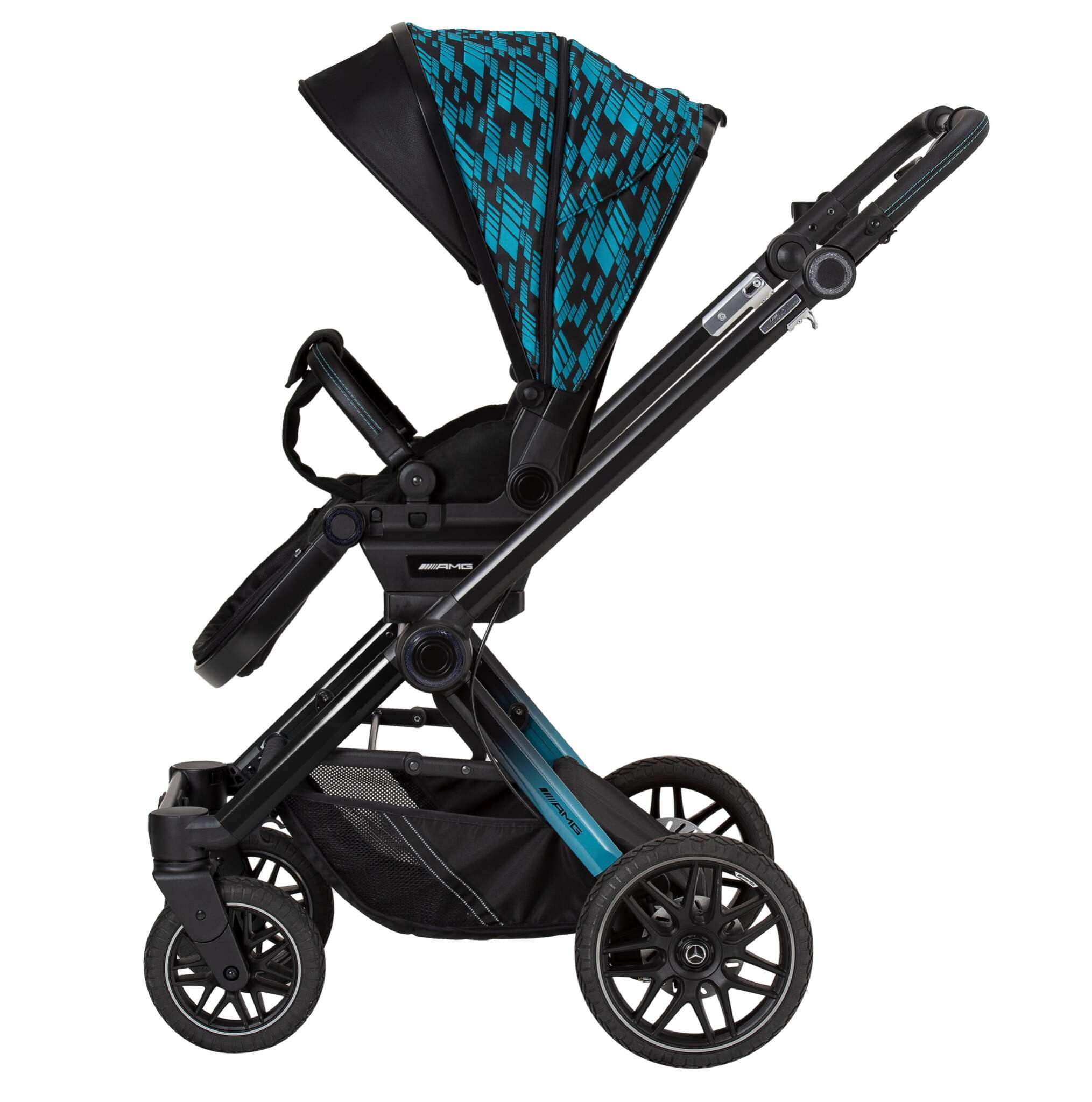 AMG GT² Limited Edition 852 / Hyperblue Sportwagen.
Mit verstellbarem Sportsitz und großem Verdeck.
Seitenansicht.