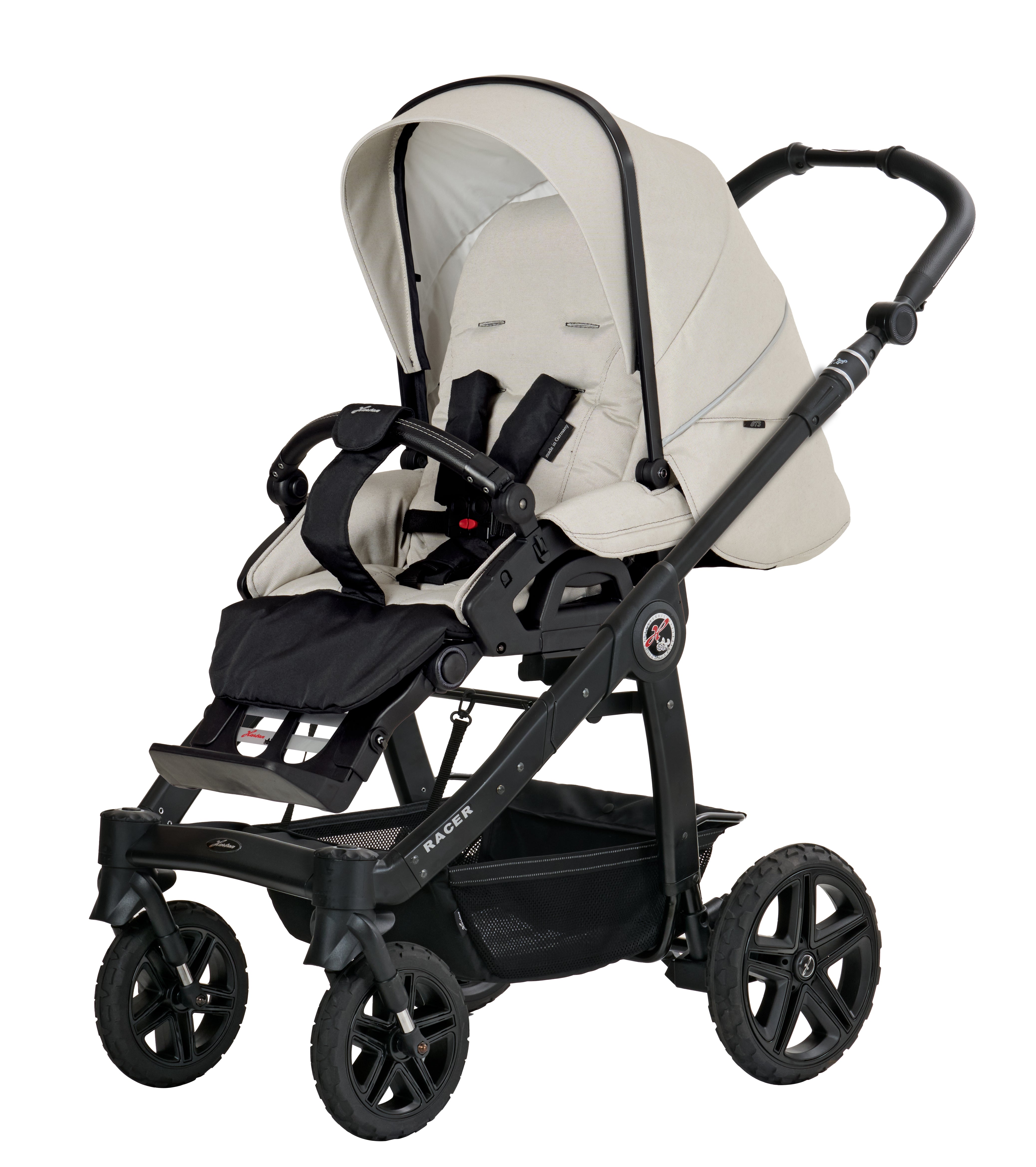 Racer GTS Sportwagen 623 /  Creme Beige mit verstellbarem Sportsitz und großem Sonnenverdeck.
Verdeck halb ausgeklappt.
Schwarzer Schutzbügel und Handgriff.
Gestell Schwarz.
Schräge Vorderansicht.