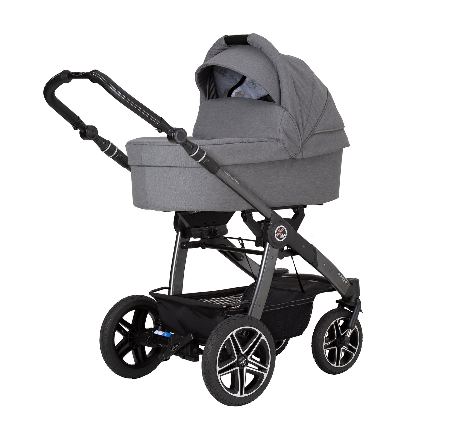 Kinderwagen mit Babywanne
