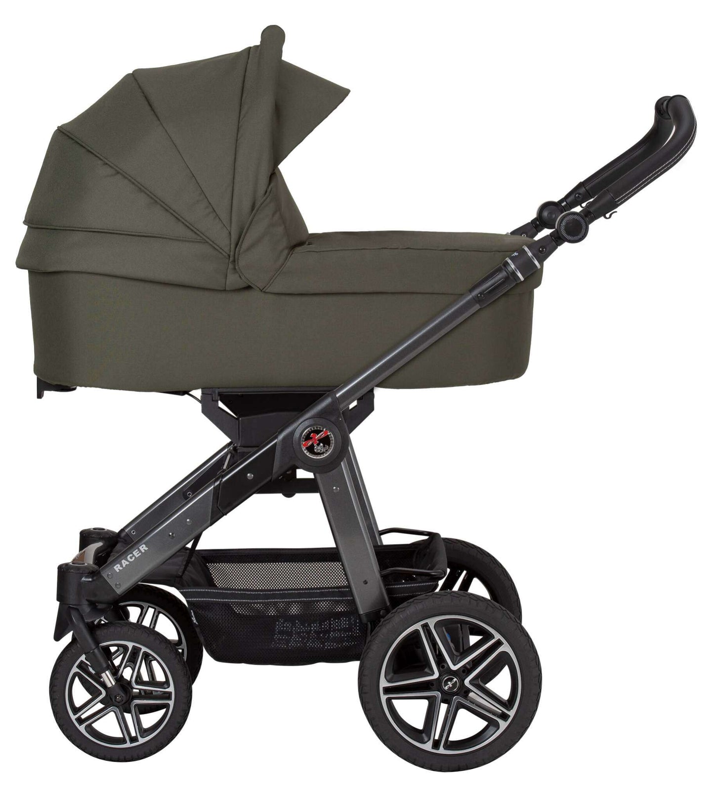 Kinderwagen mit Babywanne