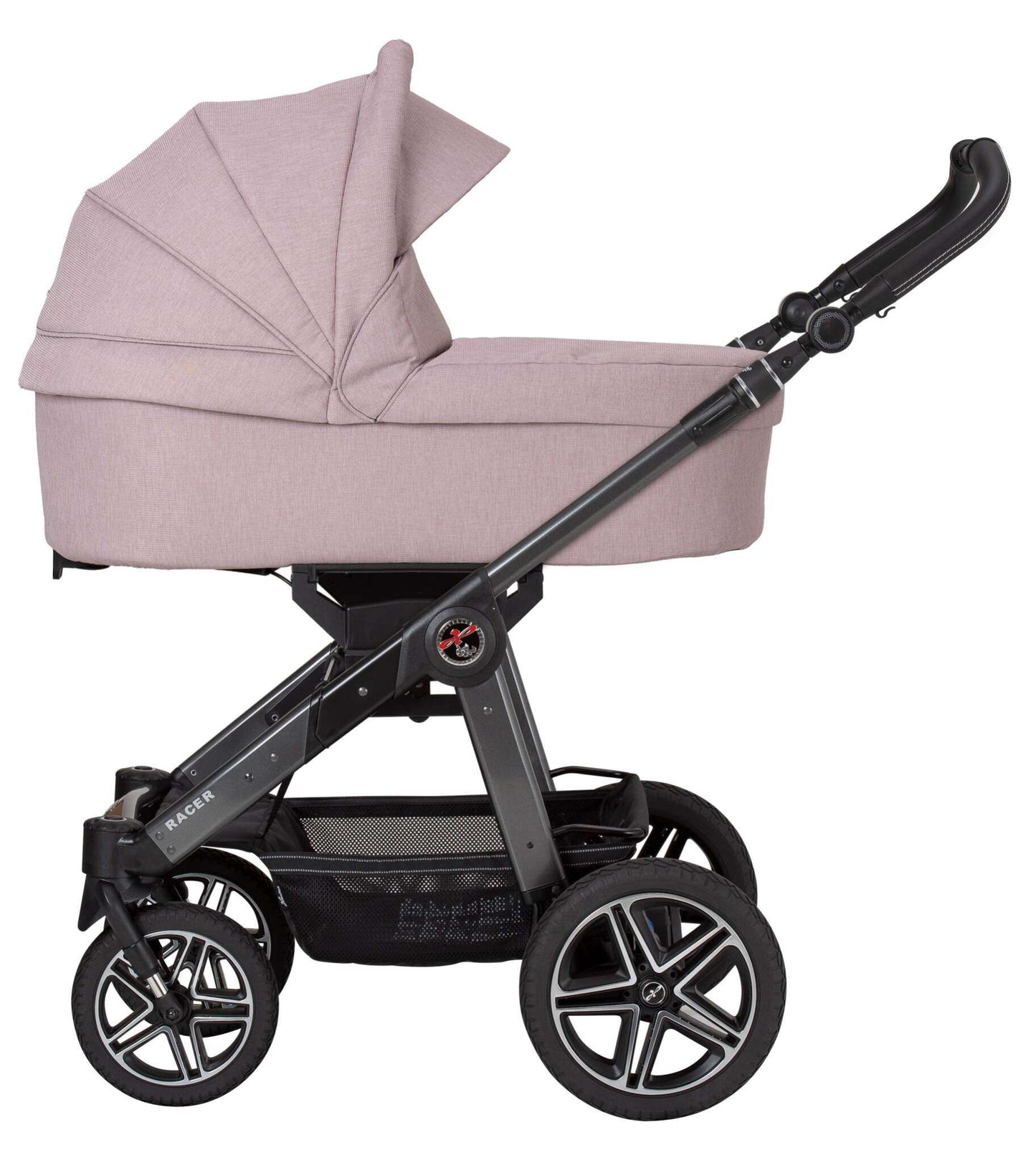 Kinderwagen mit Babywanne