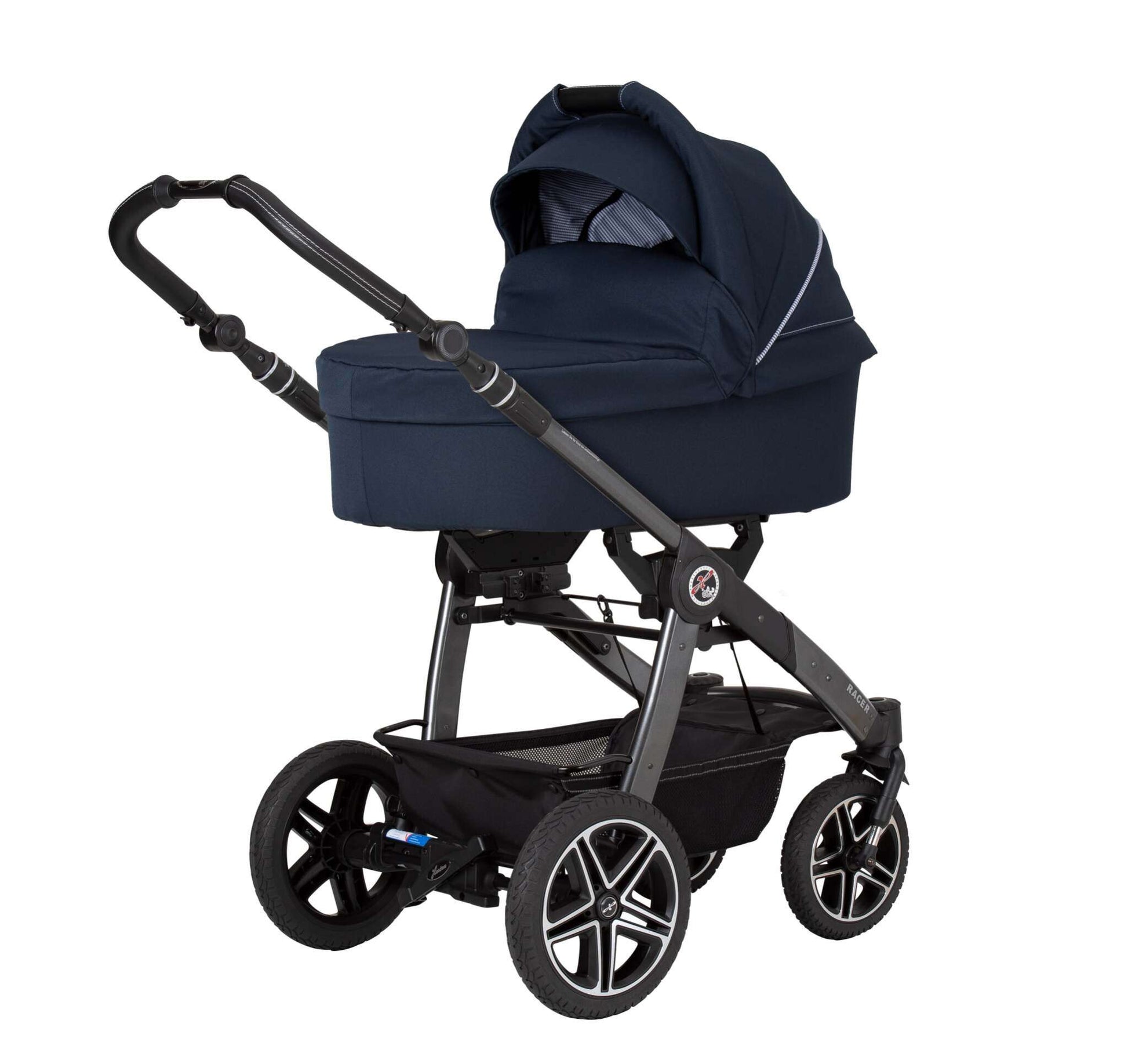 Kinderwagen mit Babywanne
