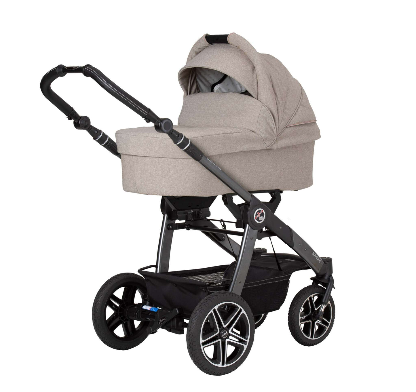 Kinderwagen mit Babywanne