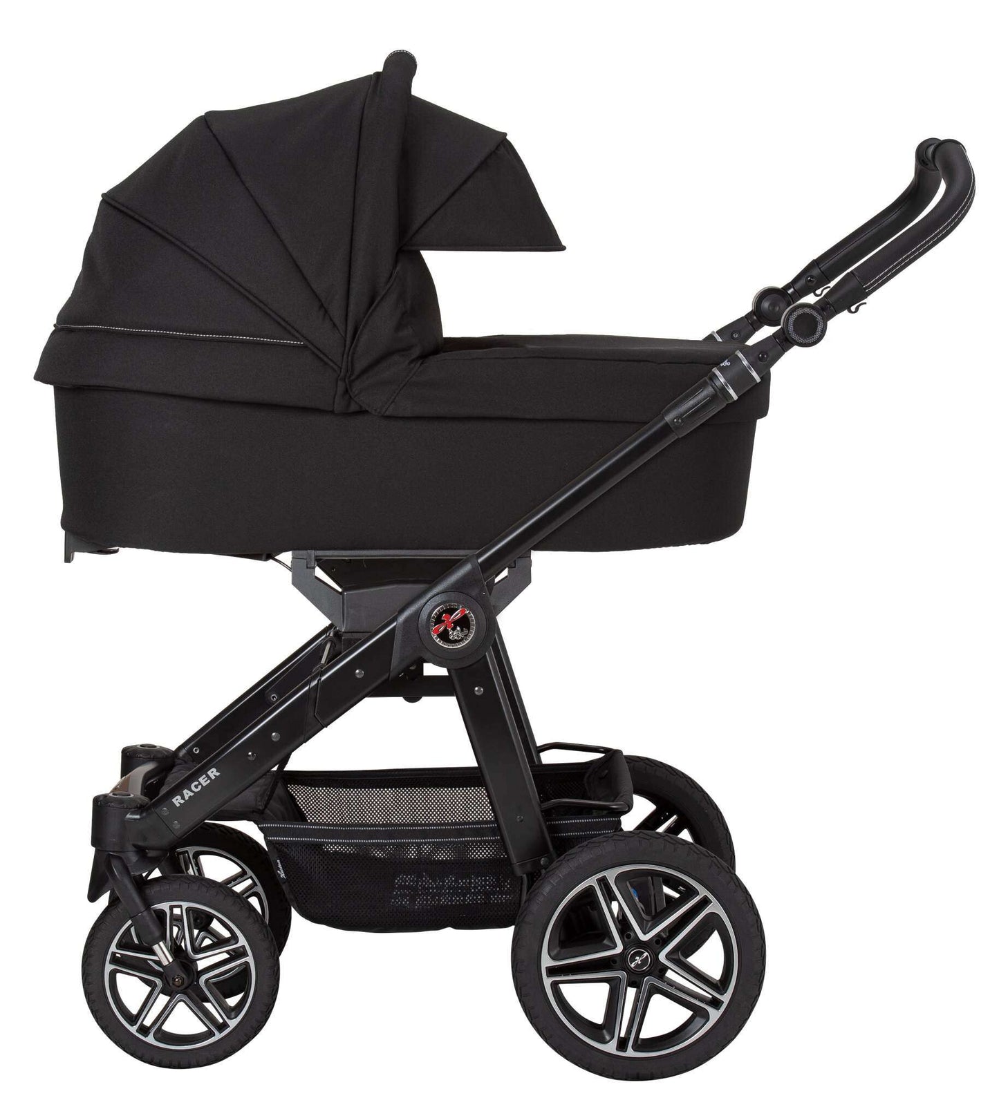 Kinderwagen mit Babywanne