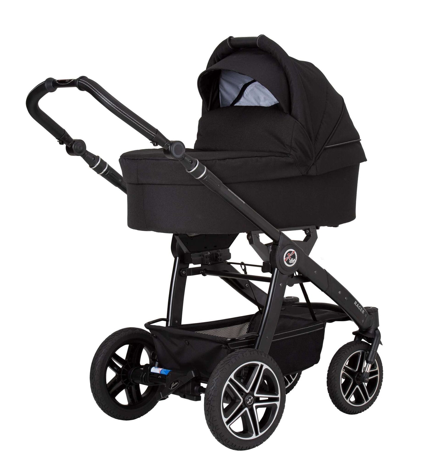 Kinderwagen mit Babywanne
