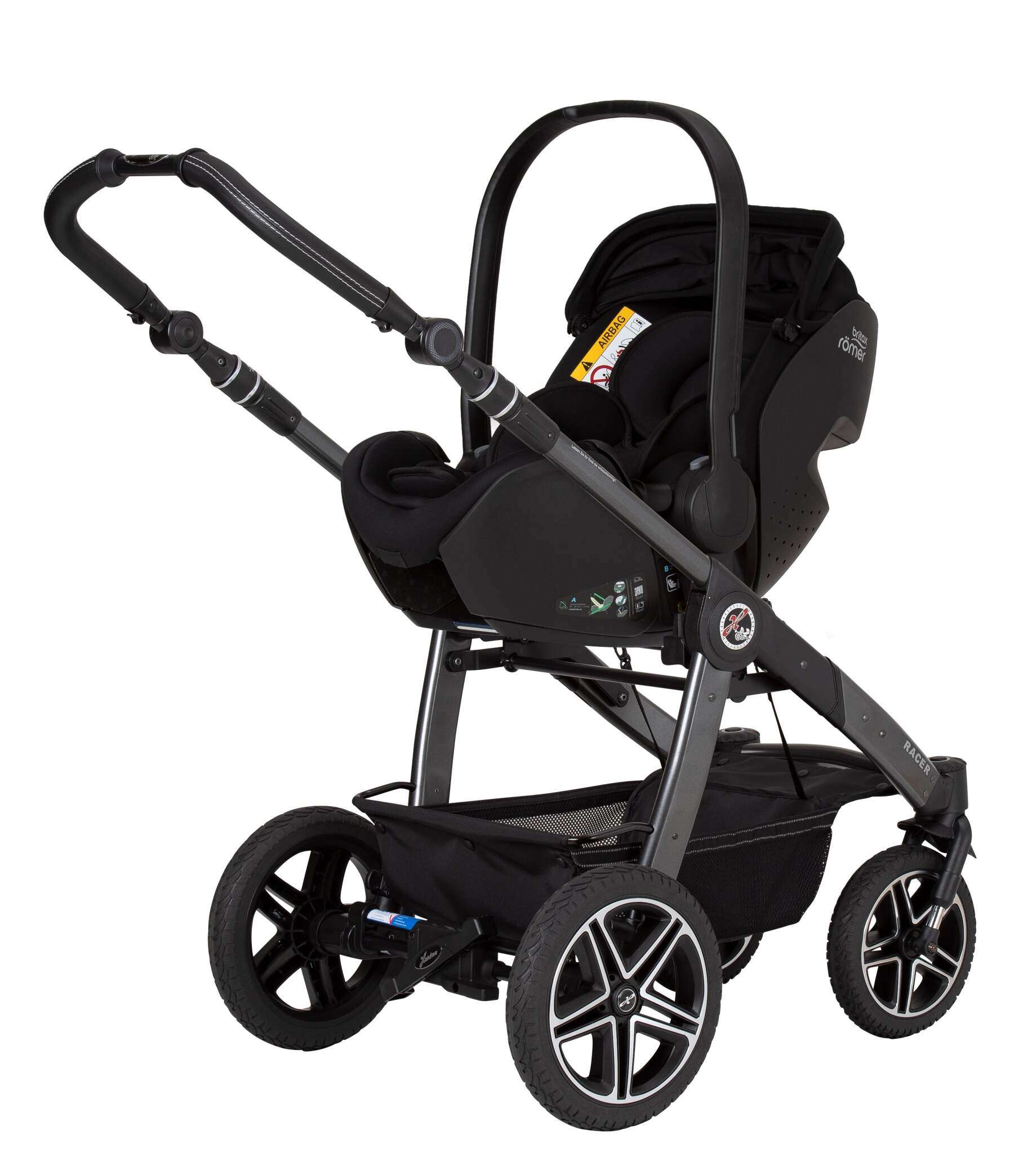 Kinderwagengestell mit Babyschale
Schräge Vorderansicht