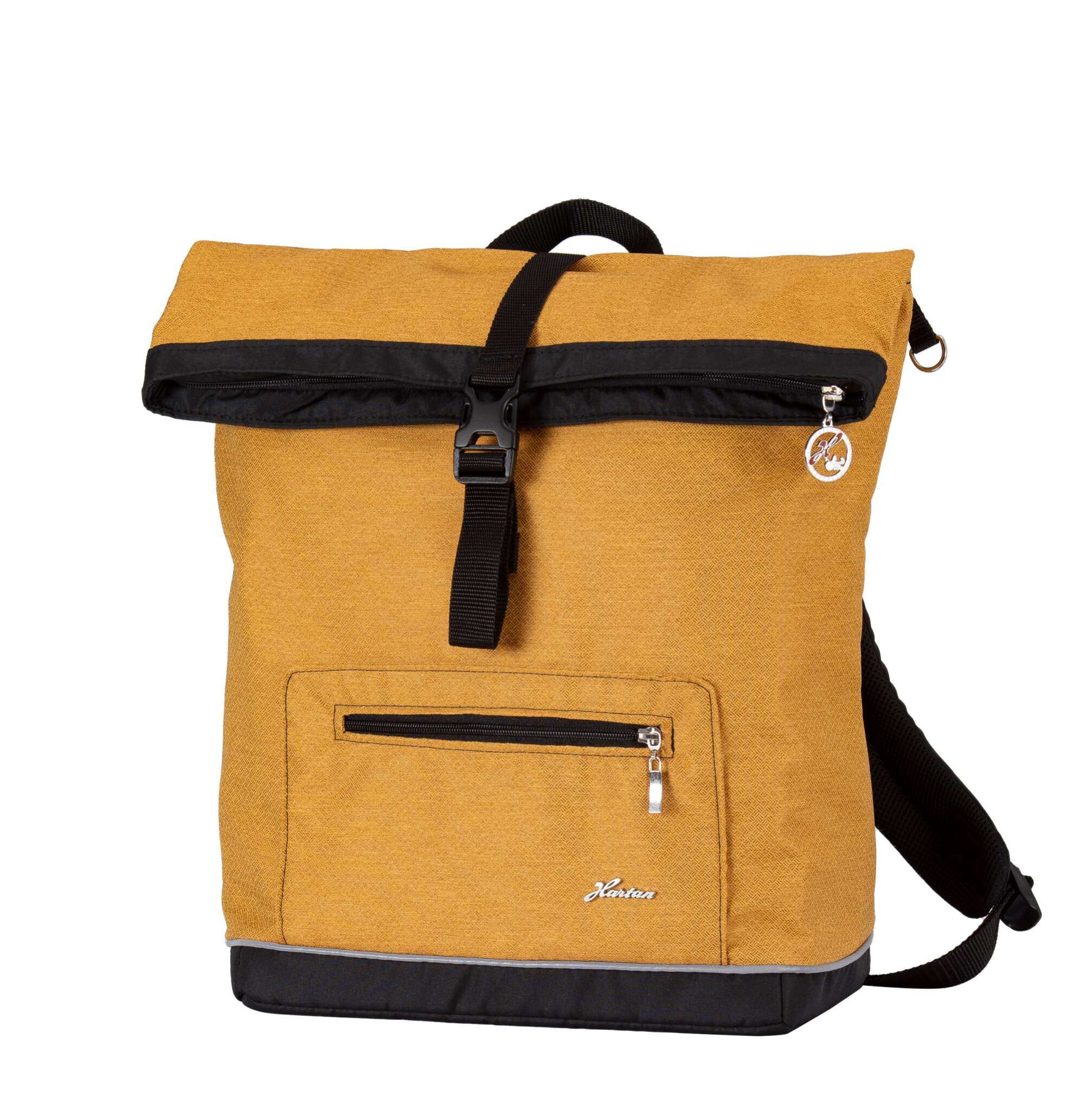 Wickeltasche Space Bag 819 / Forest Friends
Mit vielen Innen- und Außenfächern.
Gepolsterte Schultergurte.
Schräge Vorderansicht.