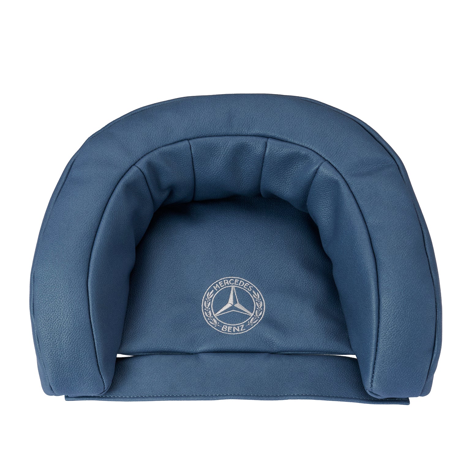 Mercedes Benz Kopfstütze 617 / Vintage Blue für den Sportwagen.
Weich gepolstert.
Vorderansicht.
