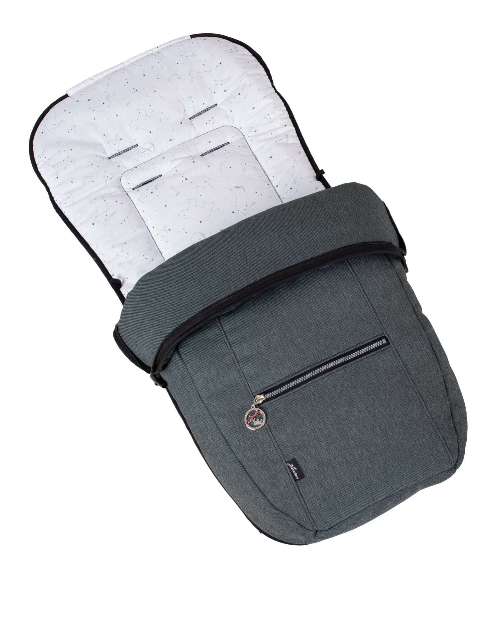 So-Wi Fußsack 817 / Animal Stars für den GTS Sportwagen.
Mit Fleece Einlage zum Winterfußsack ändern.
Schräge Draufsicht