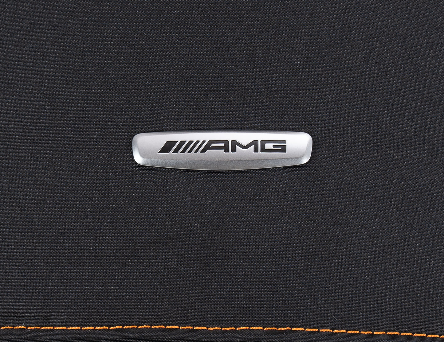 Stoff mit AMG Emblem
