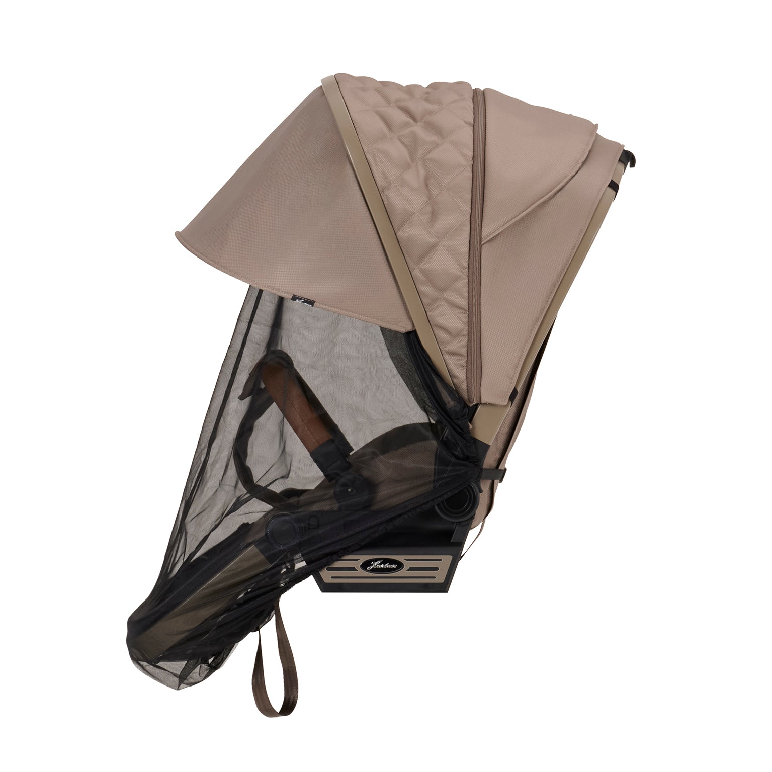 Sunline Plus Sonnenschutz 606 / Hazel für Kinderwagen.
Angebracht am Sportwagen mit halb ausgeklappten Verdeck.
Seitenansicht.