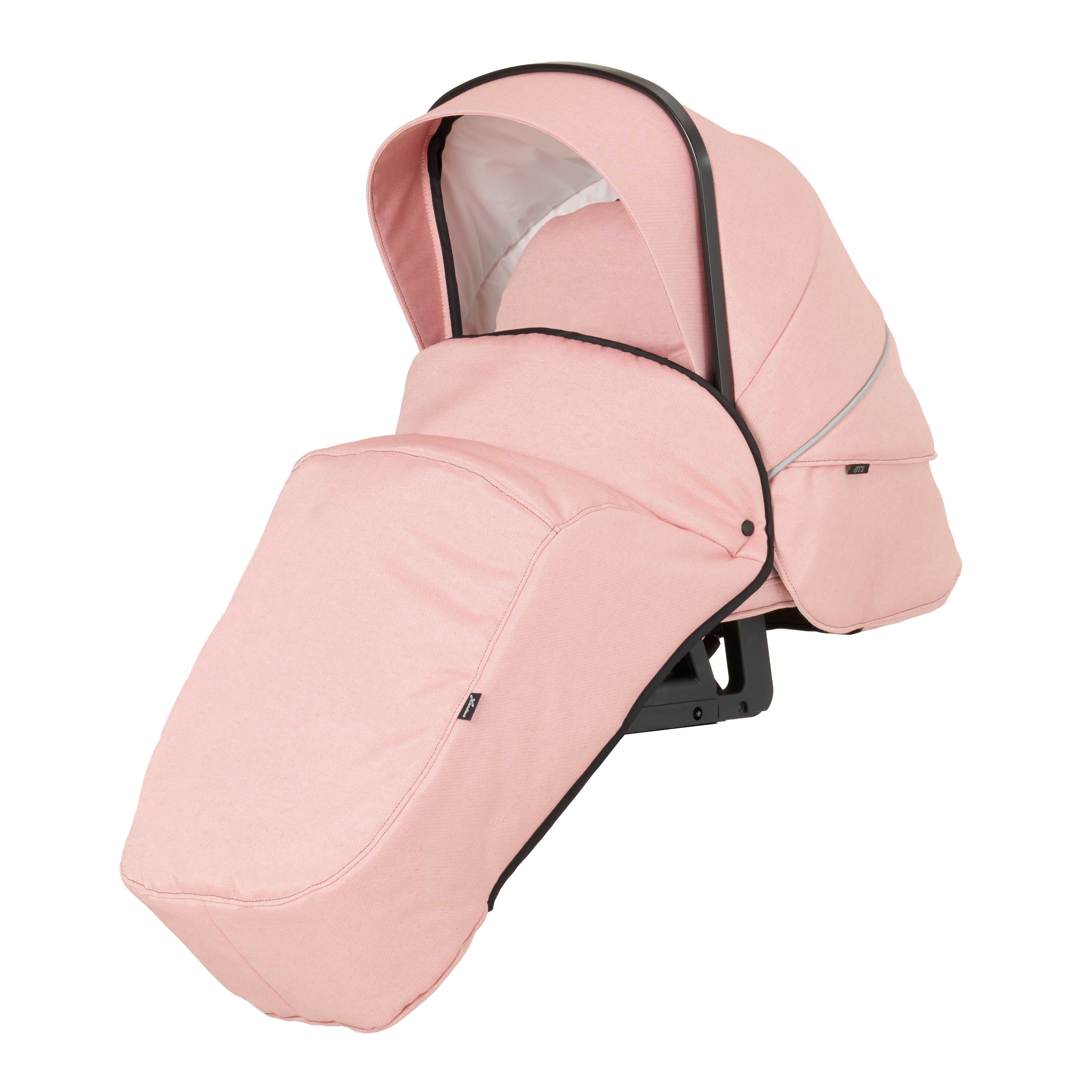 Windschutzdecke für den Sportwagen 627 / Peach Blossom.
Schützt vor Wind und Auskühlung.
Schräge Vorderansicht.