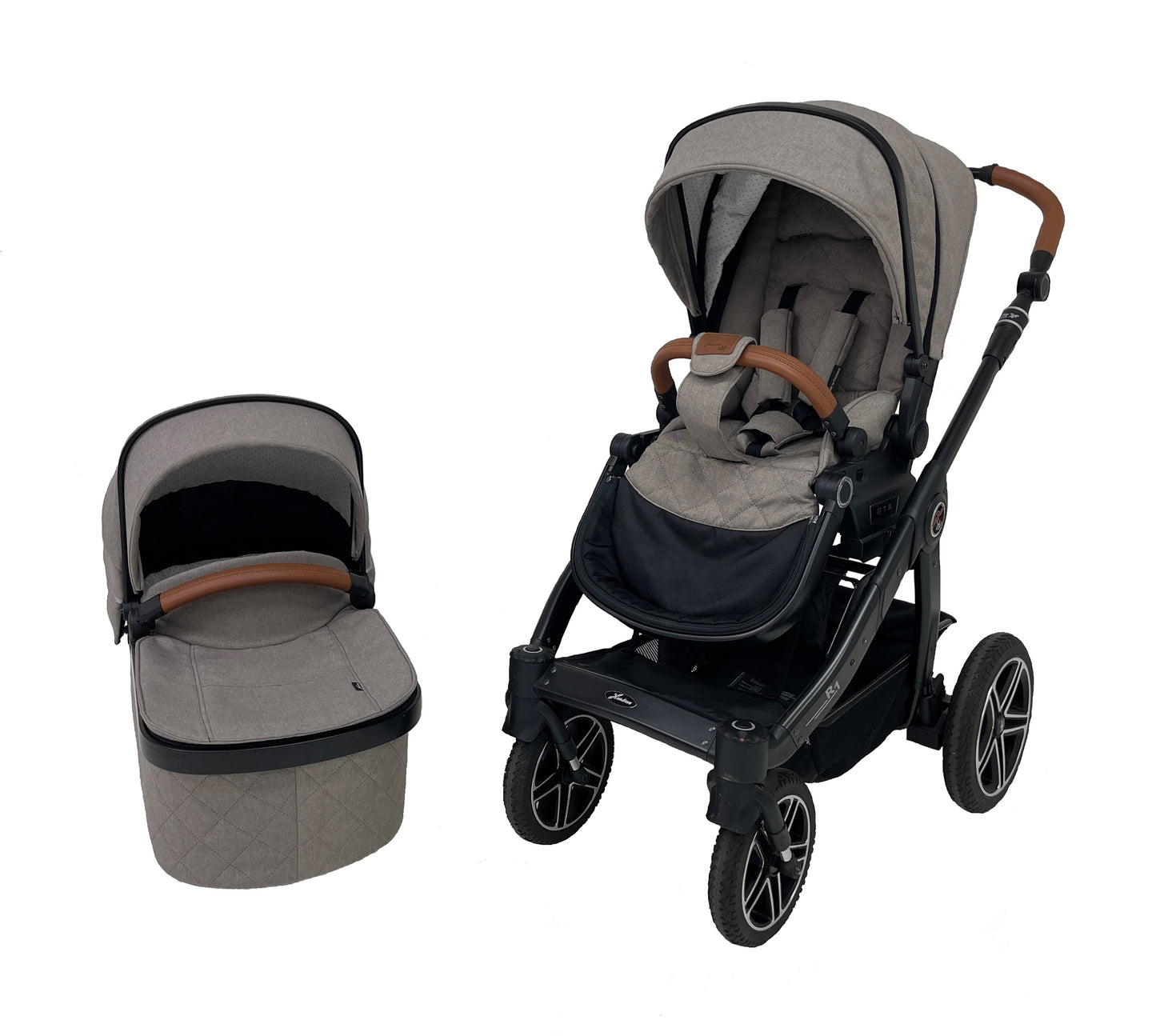 Refurbished R1 GTR with Premium folding carrycot set design 925