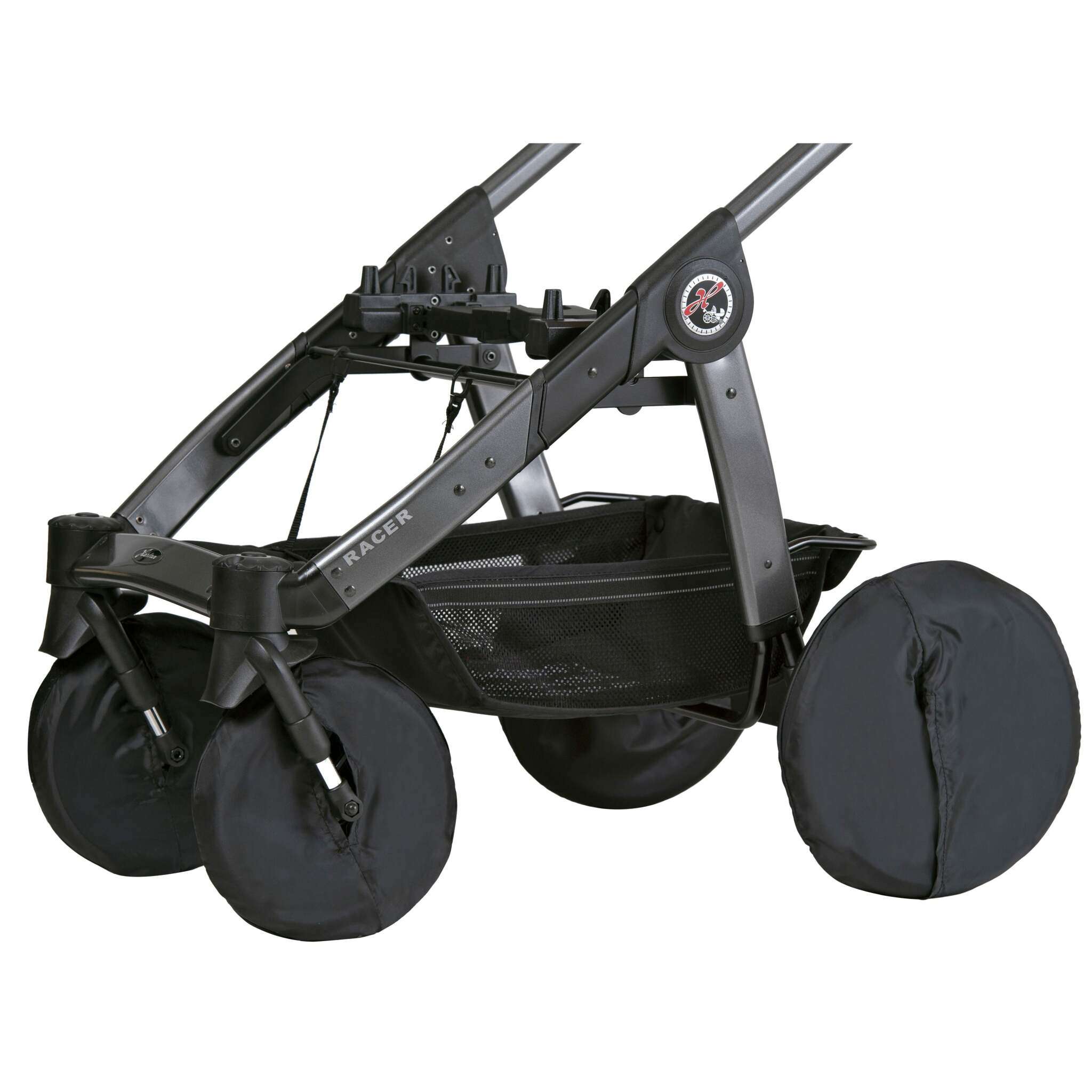 Radschutzhülle (Set) – saubere Lösung für Wohnung und Auto.
Befestigt an den 4 Rädern.
Schräge Seitenansicht.