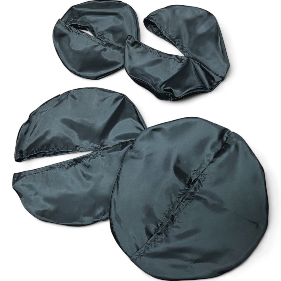 Detailbild alle 4 Radschutzhüllen.
Schräge Vorderansicht.